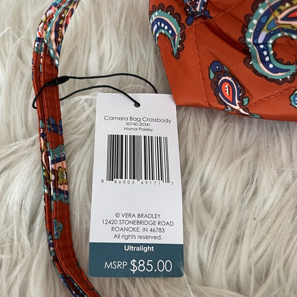 {Vera Bradley} Camera Bag Crossbody in Ultralight Manor Paisley - NWT - Picture 9 of 9